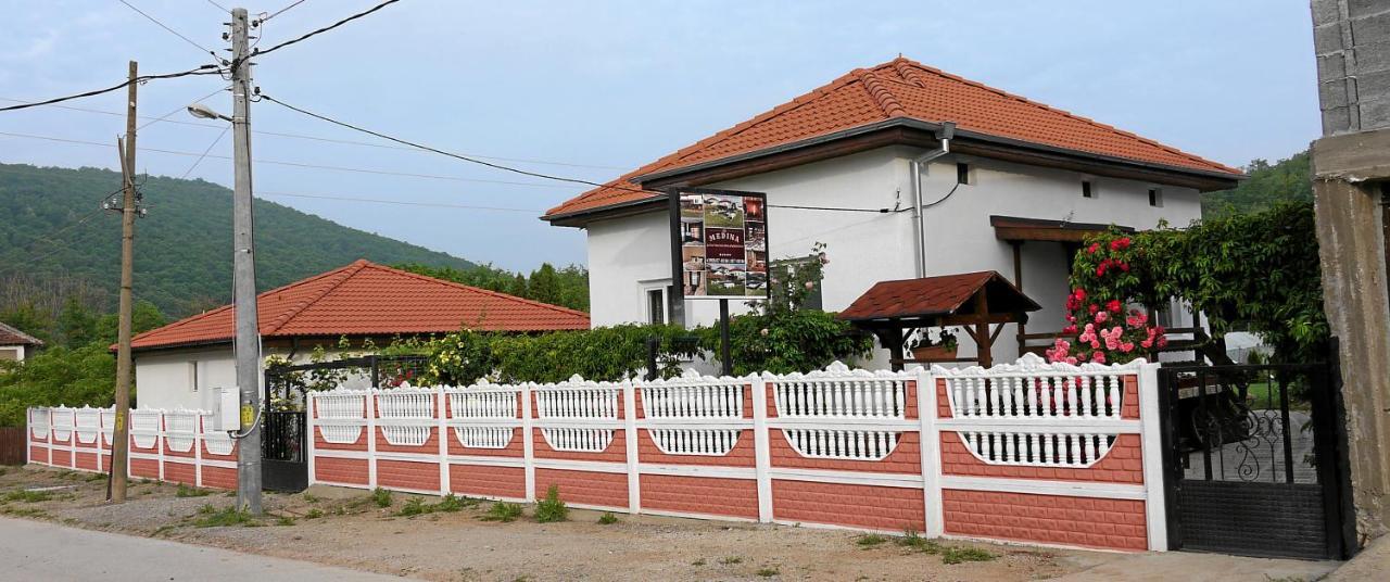 Guest House Medina Belogradcsik Kültér fotó